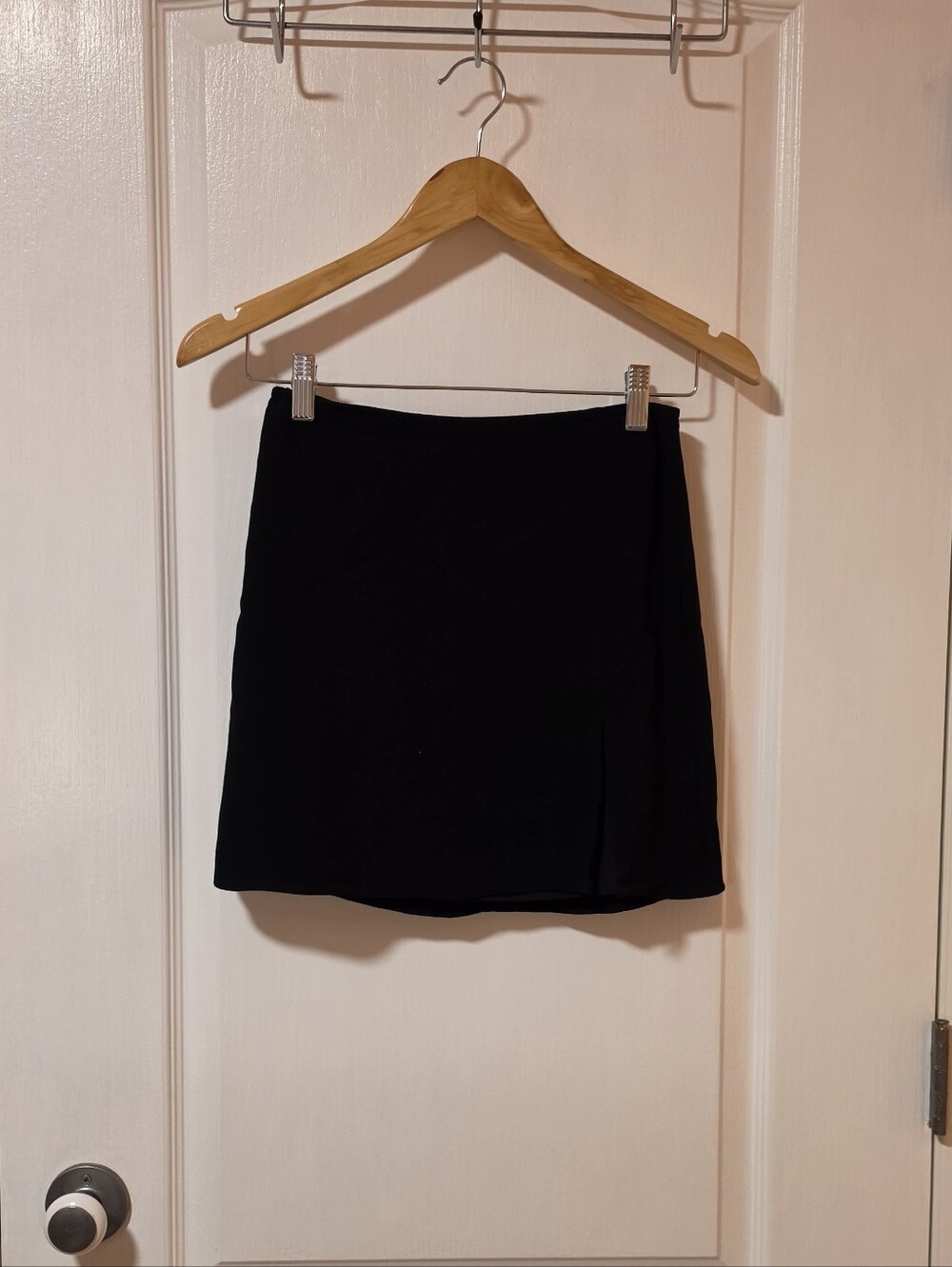 Aritzia Sunday Best Tatiana Skirt